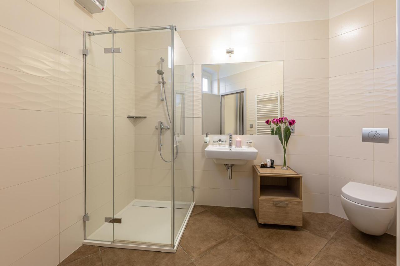 Wellness & Spa Hotel Villa Regenhart Jeseník エクステリア 写真