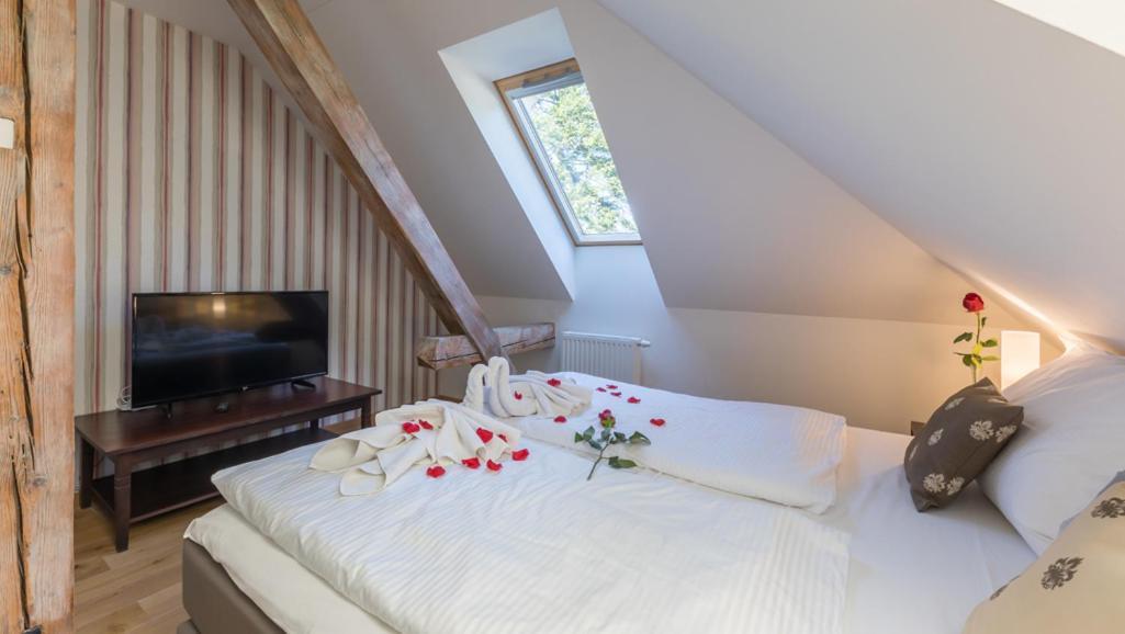 Wellness & Spa Hotel Villa Regenhart Jeseník エクステリア 写真